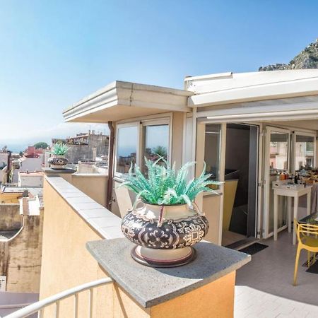 Casa Turrisi Bed & Breakfast Taormina Bagian luar foto