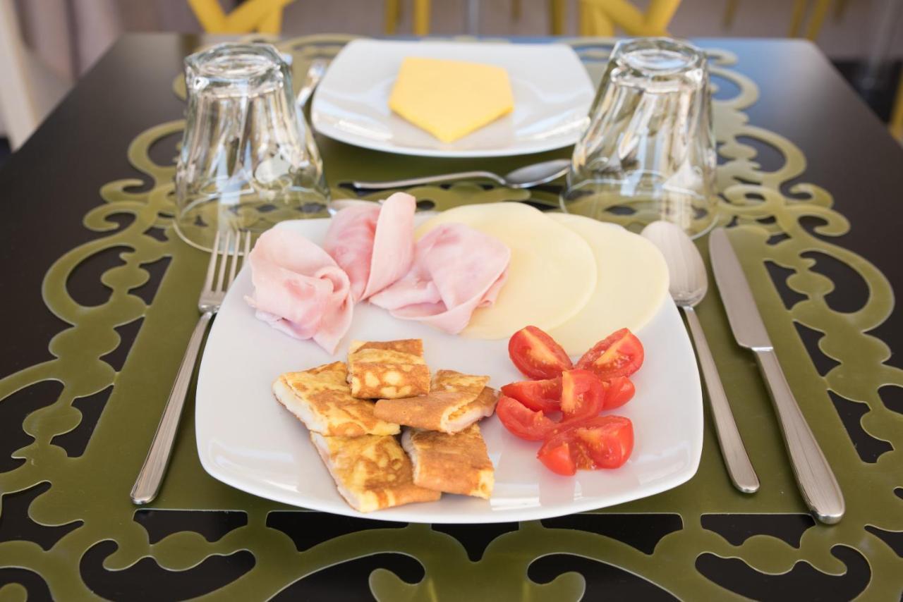 Casa Turrisi Bed & Breakfast Taormina Bagian luar foto